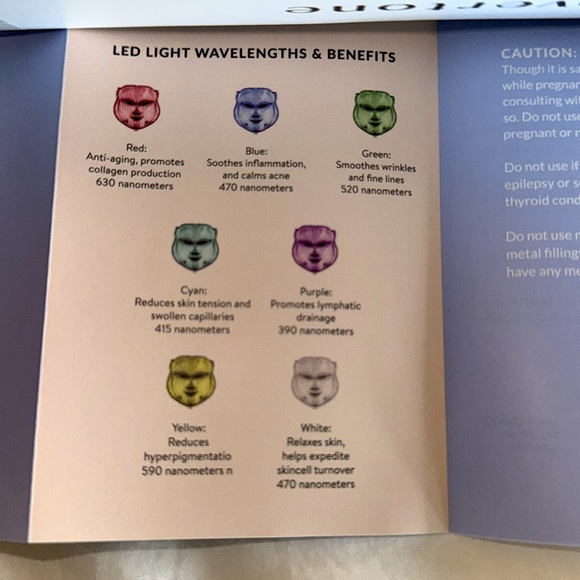 Great used condition, Evertone OMNIGLOW LED FACE & Neck mask. 7 LED colors - Picture 12 of 12